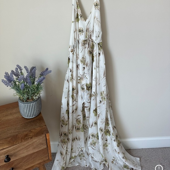 Floral Dress - Picture 2 of 8